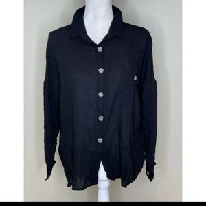 ALL IN FAVOR Women Button Up Collared Shirt M